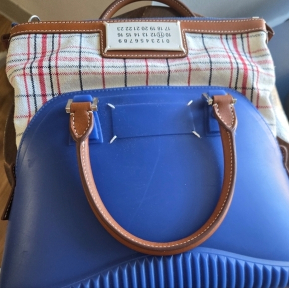 Mason Margiela 5AC Rubber Tote - Picture 4 of 14